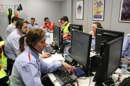 El Centre de Comandament Avançat del Carnaval de Sitges ubicat a la Comissaria dels Mossos de Sitges, durant el Carnaval del 2013. ACN
