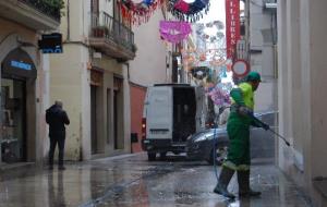 El clima sec i els canvis en la neteja permeten rentar Vilanova en 3 dies després de les Comparses  