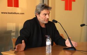 El director d''El rey', Alberto San Juan, en roda de premsa al Teatre Lliure. ACN