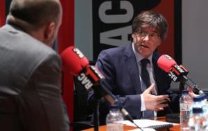 El president de la Generalitat, Carles Puigdemont, durant una entrevista a RAC1. ACN