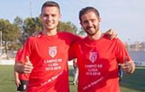 El Vendrell celebra amb la seva afició el títol de lliga