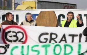 El Vendrell se suma als talls de la N-340 per demanar la gratuïtat de l'autopista