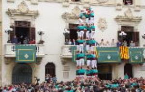 Els Castellers de Vilafranca completen la tripleta màgica