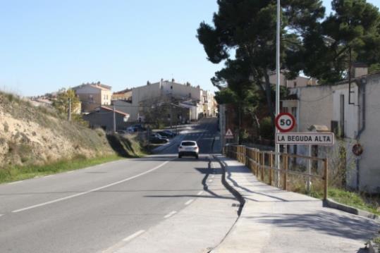 Entrada al nucli de població de La Beguda Alta. ACN