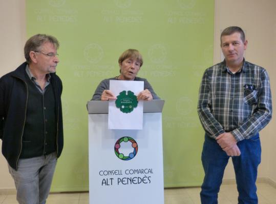 Es posen a la venda els primers galls del Penedès etiquetats i certificats amb l'IGP. CC Alt Penedès