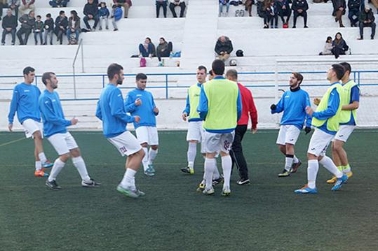 Escalfament del CF Suburense. Eix