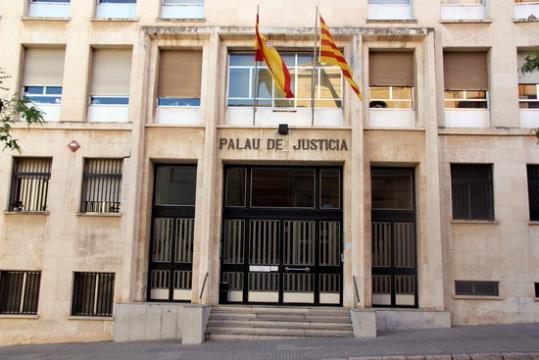 Façana principal de l'Audiència de Tarragona. ACN