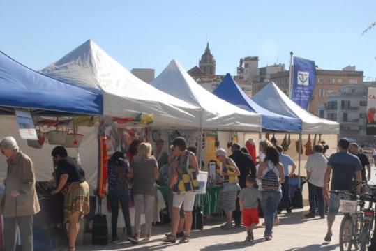 Fira d’Entitats Solidàries de Sitges. Ajuntament de Sitges