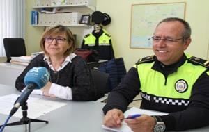 Glòria Garcia i Dionís Ginés, aquest dimecres a la Prefactura de la Policia Local de Vilanova. Ajuntament de Vilanova