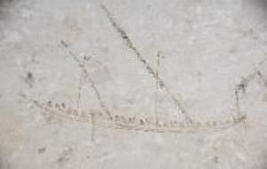 Grafit d'un veler localitzat al castell de Cubelles, datat del segle XVIII. Imatge del 26 d'octubre del 2016