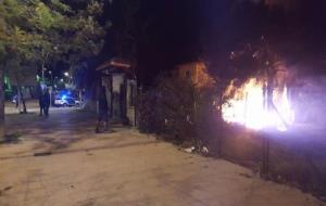 Incendi al solar municipal de Can Vinyals, a Sitges. Dani Carde