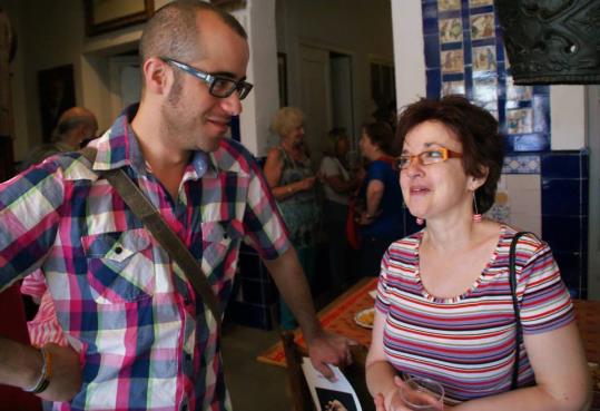 Joan Duran i Ferrer i Cèlia Sànchez-Mustich, responsables de la Festa de la Poesia. Festa de la Poesia