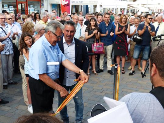 Joan Totasaus evoca el Calafell i les celebracions d'abans en el pregó de la festa major 2016. Joan Grífols