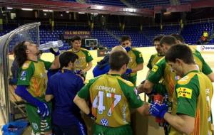 La banqueta del CP Vilafranca al palau Blaugrana. Eix