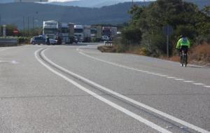 La FEAT rebutja l’aposta de Jané de prohibir els camions a l’N-340. ACN