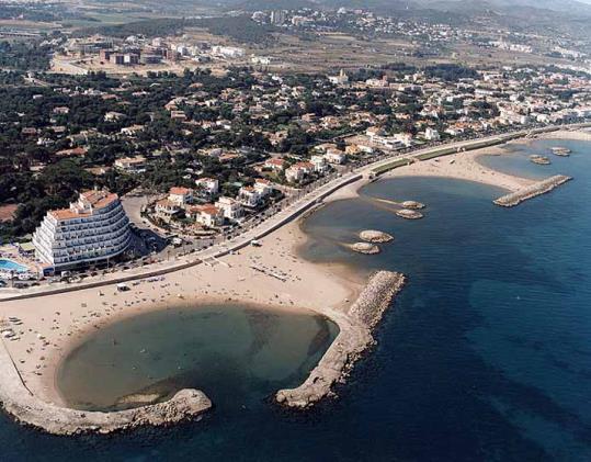 La platja de les Anquines. EIX