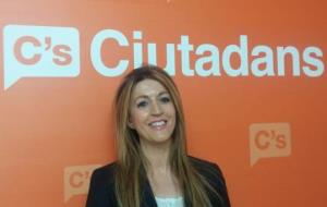 La portaveu de Ciutadans (C’s) a l'Ajuntament de Cunit, Esther Otero. Eix