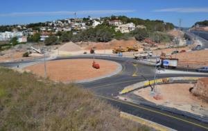 La sortida Sitges Centre de la C-32 té les rotondes noves obertes a la circulació. Ajuntament de Sitges