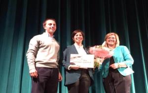 La vilafranquina Anna Gual guanya els premis de poesia Bernat Vidal i Senyoriu d’Ausiàs March . EIX
