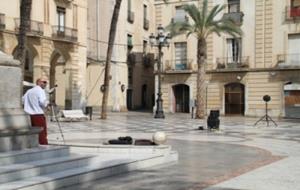 L'Ajuntament de Vilanova fa un estudi d'impacte acústic a la plaça de la Vila. Ajuntament de Vilanova
