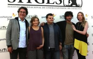 L'equip de la pel·lícula 'Inside', amb el director Miguel Ángel Vivas, i l'actriu Rachel Nichols, durant la presentació del film a Sitges. ACN