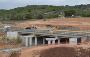 Les obres de l'autopista C-32 continuen amb voladures amb menys càrrega explosiva per reduir l’afectació. Ajuntament de Sitges