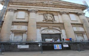 L'església de Sant Antoni Abat restaura la façana principal
