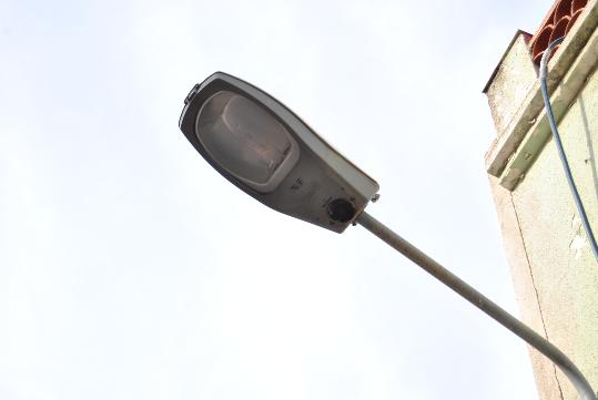 Més llum i més eficient al barri de la Cervereta de les Roquetes. Ajt Sant Pere de Ribes