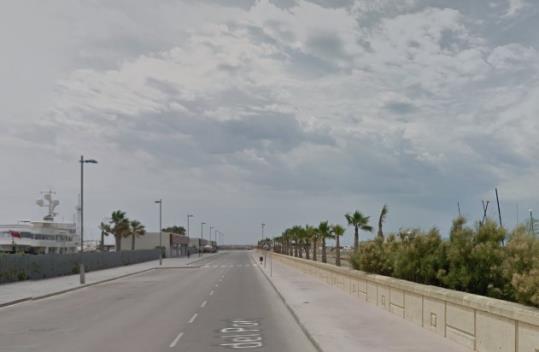 Moll de ponent. Rambla del port de Vilanova. Google Street View