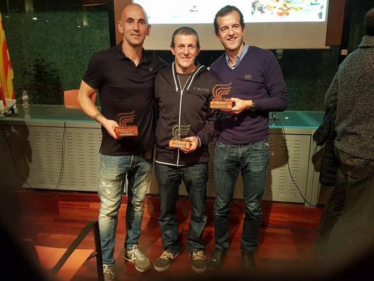 Peña, Ramírez i Pascual rebent els guardons. Eix