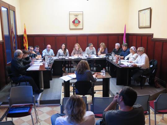 Ple municipal a Santa Margarida i els Monjos. EIX