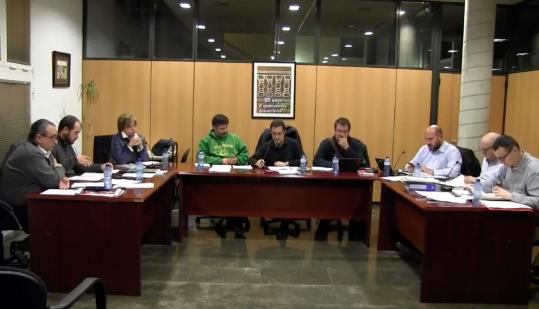 Ple municipal d'Olesa de Bonesvalls. Ajt Olesa de Bonesvalls