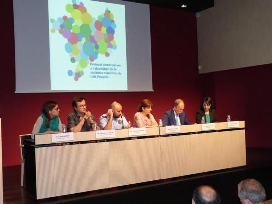 Presentació del nou protocol d'abordatge de la violència masclista a l'Alt Penedès. CC Alt Penedès