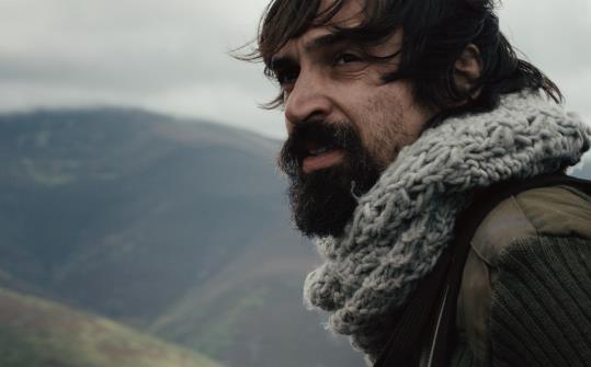 Ravel Andrade (Paulo Coelho) a 'El joven Paulo Coelho'. EIX