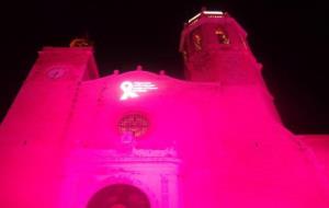 Sitges celebra el Dia contra el Càncer de Mama, finalment, sense llençament de globus. Ajuntament de Sitges