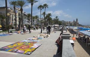 Top manta al passeig de Sitges