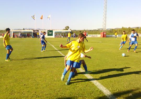 Triangular de futbol de Sant Pere Molanta, Memorial Jordi Petit. Eix