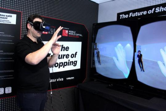 Ulleres 3D i realitat virtual per comprar articles a distància. ACN