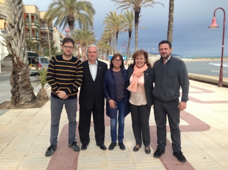 Una representació de la vila agermanada d’Arles de Tec visita Cubelles. Ajt. Cubelles