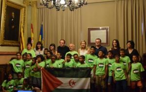 Vacances en pau al Garraf. Infants sahrauís passen l'estiu amb famílies d'acollida de la comarca. Marta González