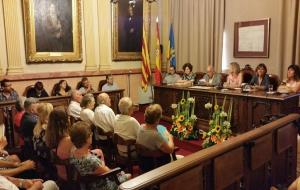 Vicenç Carbonell rep el Diploma de la Ciutat de Vilanova i la Geltrú