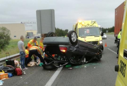 Accident de trànsit a l'AP-7 a Vilafranca. Ramon Delgado