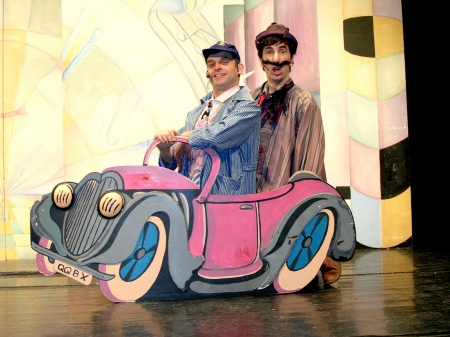 Xarivari.  Teatre Mòbil