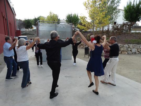 Canyelles homenatja la seva gent gran