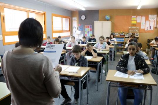 Alumnes a una escola. Mar Martí