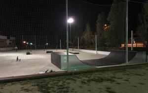 Canyelles estrena un nou skate park al parc de Can Dori