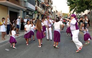 Cercavila de Vigília dels balls populars de Les Roquetes