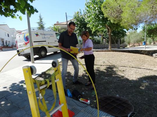 Comencen els treballs de desplegament de la fibra òptica a Canyelles. Ajuntament de Canyelles