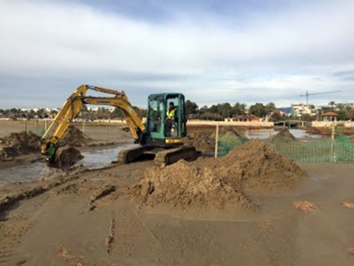 Comencen les obres a la desembocadura del torrent de Sant Joan de Vilanova. Ajuntament de Vilanova