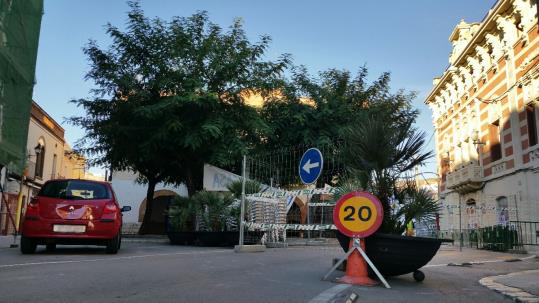 Comencen les obres d’urbanització de l’exterior de la Casa de la Vila de Ribes. Ajt Sant Pere de Ribes